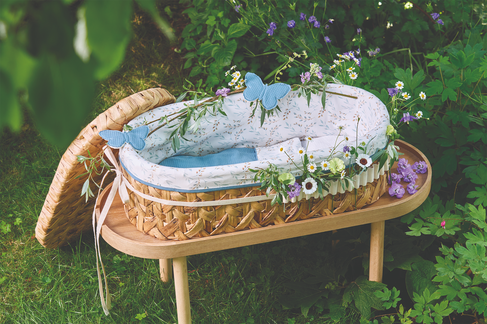 Bloemenband ongebleekt katoen aura voor Sterrenkindje, van Wijk uitvaartkisten